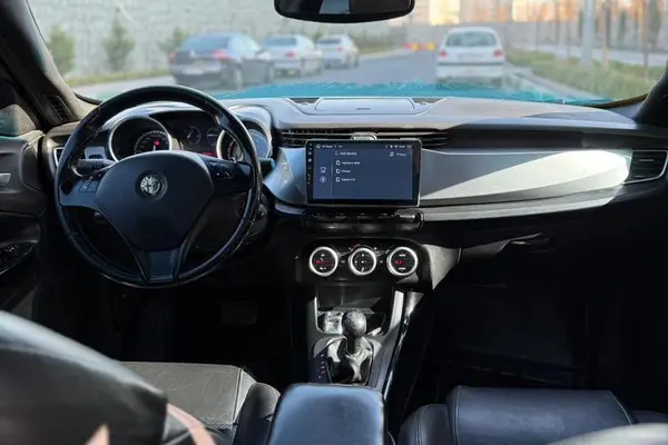 آلفارومئو، جولیتا