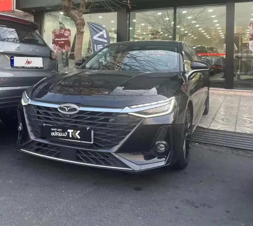 فونیکس،  آریزو 8 (Z8)