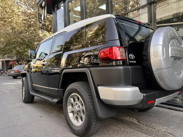 تویوتا، اف جی کروز