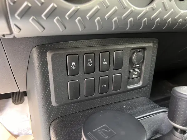 تویوتا، اف جی کروز