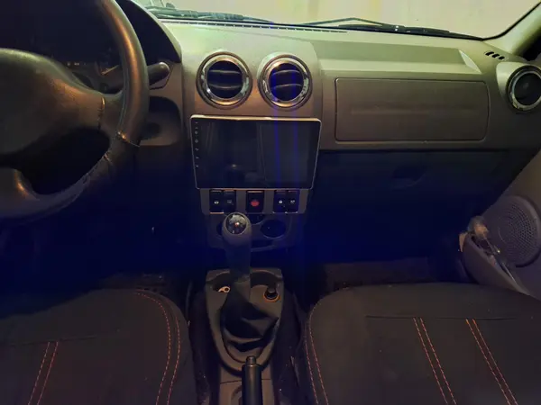 رنو  تندر 90