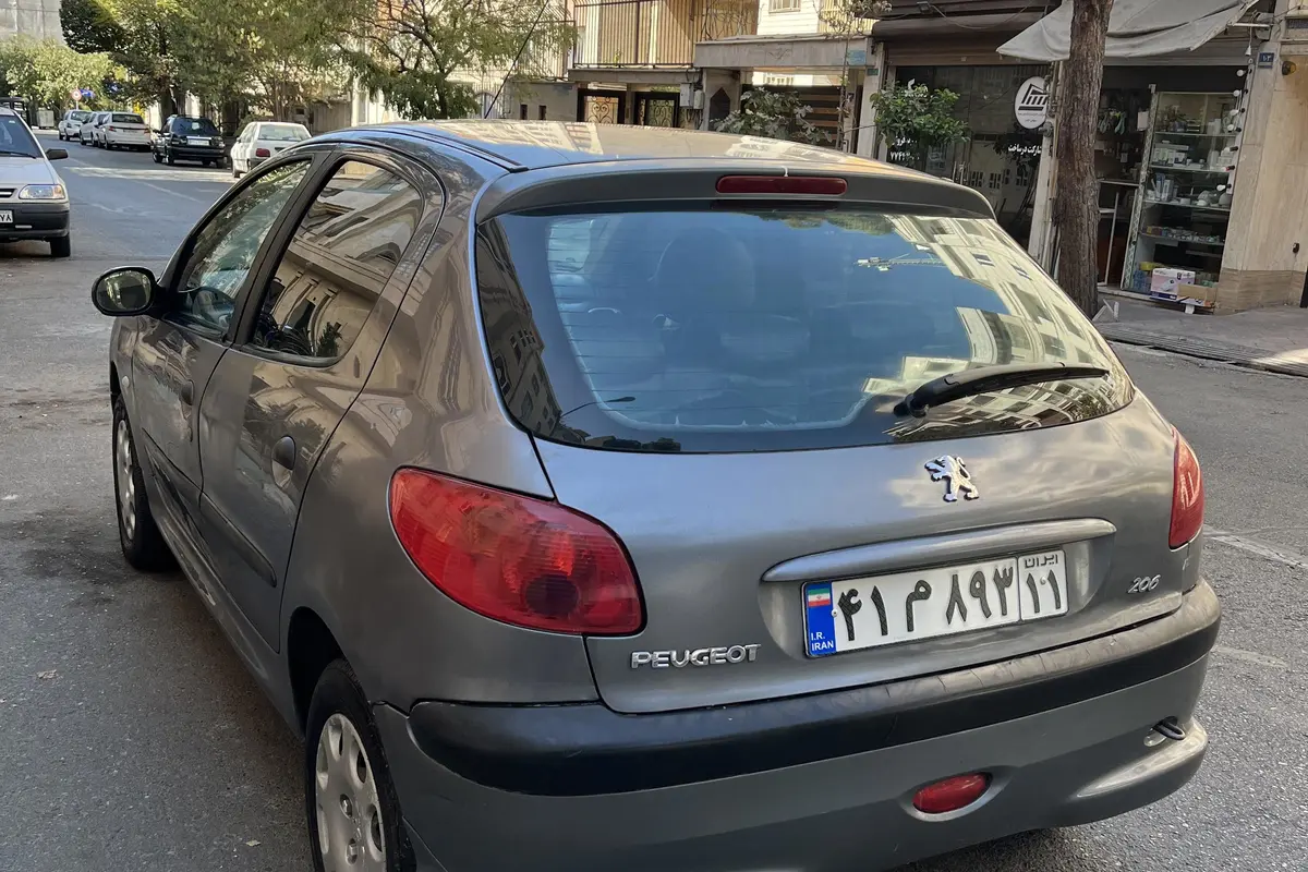 پژو،  206