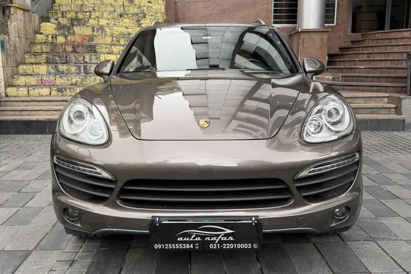 پورشه، کاین