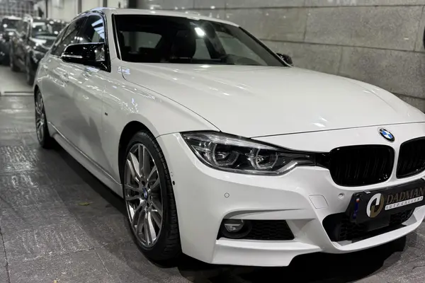 ب ام و، سری 3 سدان