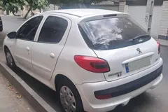 پژو، 207