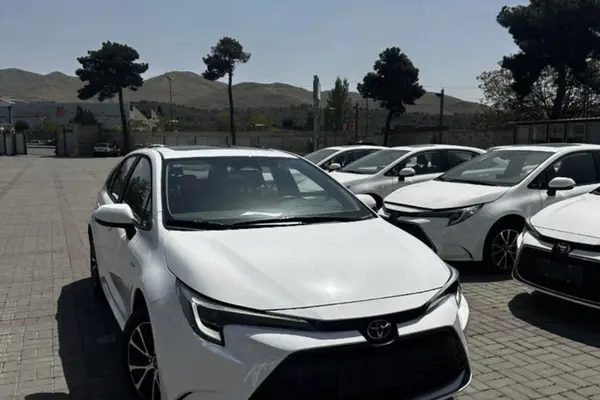 تویوتا، لوین هیبرید