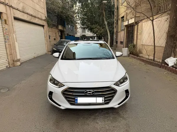 هیوندای  النترا