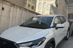 تویوتا، کرولا کراس هیبرید