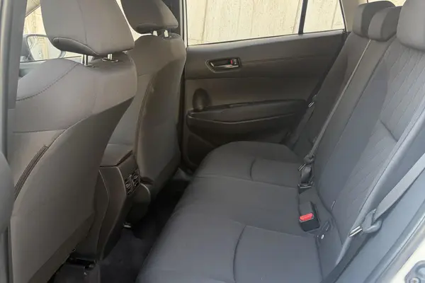 تویوتا، کرولا کراس هیبرید