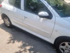 پژو، 207
