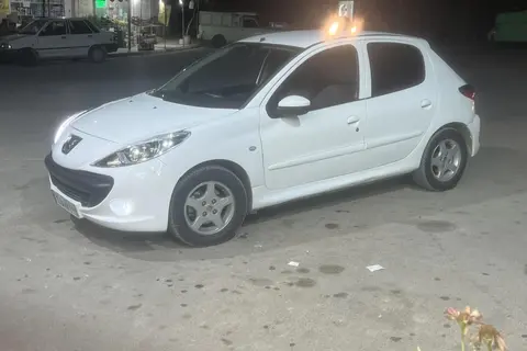 پژو، 207