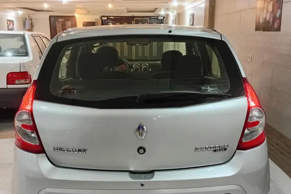 رنو، ساندرو