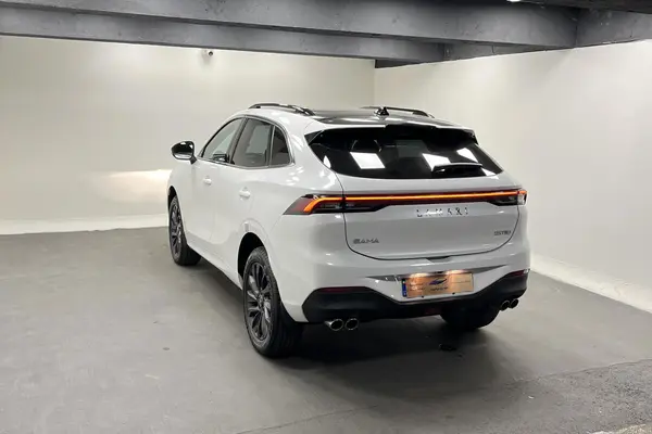 لاماری، ایما