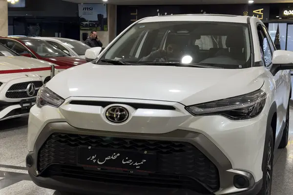 تویوتا، فرانت لندر هیبرید