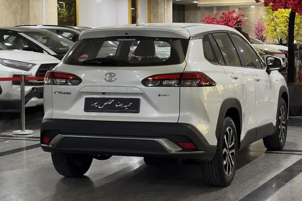 تویوتا، فرانت لندر هیبرید