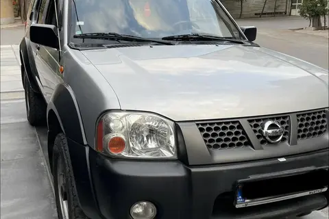 نیسان، رونیز