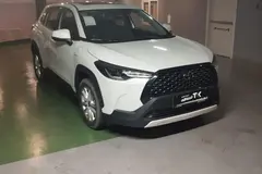 تویوتا، کرولا کراس هیبرید