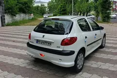 پژو، 206