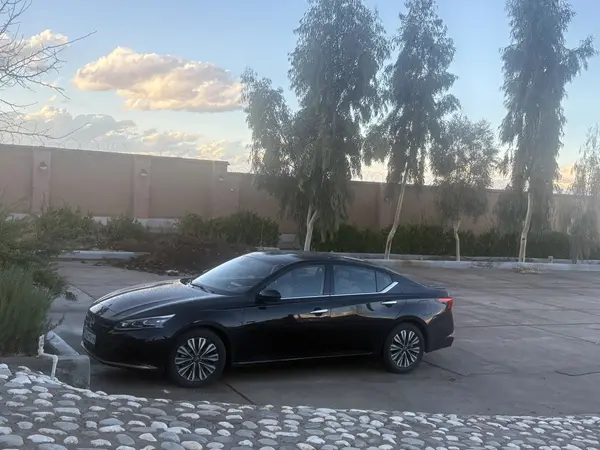 نیسان، آلتیما