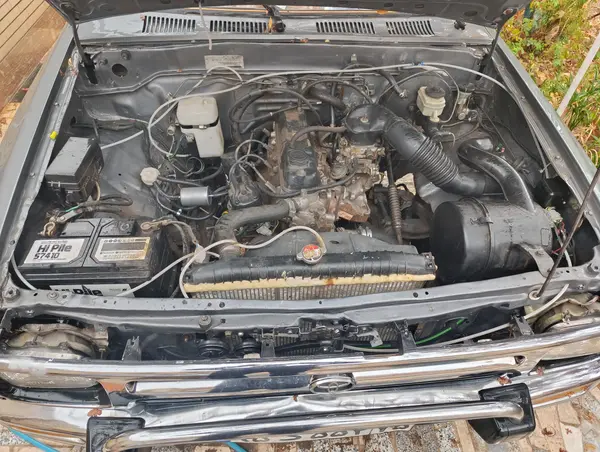 تویوتا، هایلوکس دو کابین