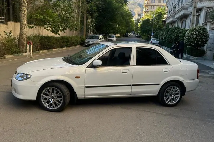 مزدا،  323