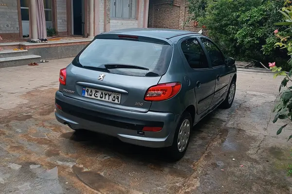 پژو  206