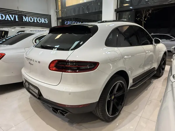 پورشه، ماکان