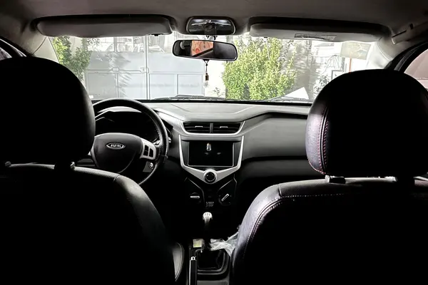 ام وی ام، 315هاچ بک