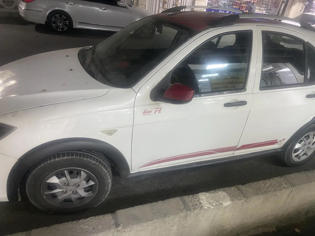 کوییک،  دنده ای R