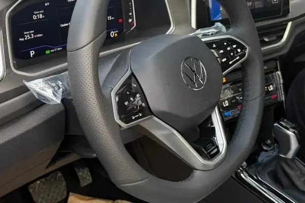 فولکس، تی راک