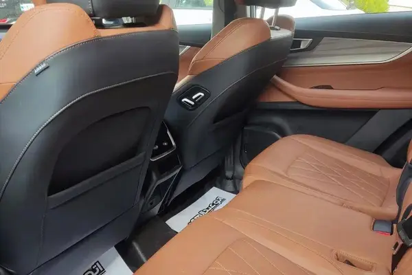 فونیکس، تیگو 8 پرو مکس (F8 PRO MAX)