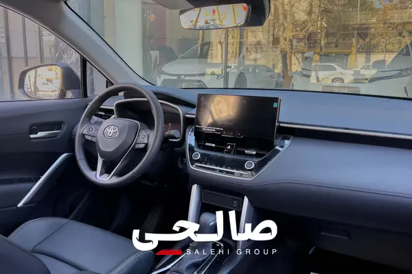 تویوتا  فرانت لندر هیبرید