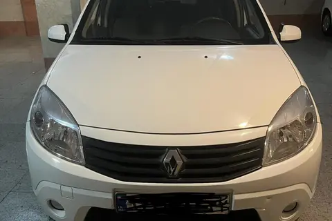 رنو، ساندرو