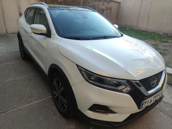 نیسان، قشقایی