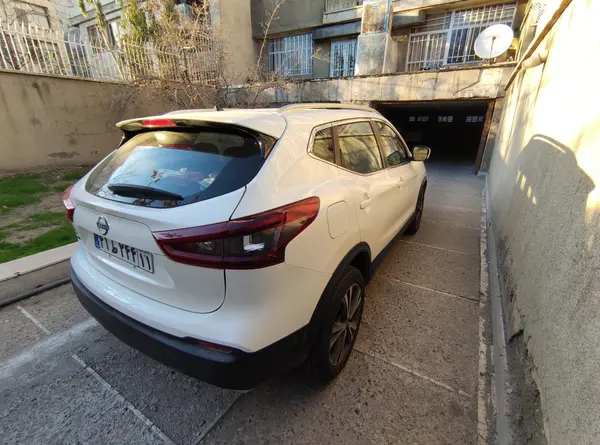 نیسان، قشقایی