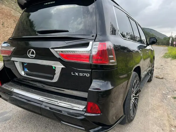 تویوتا، لندکروز چهار در