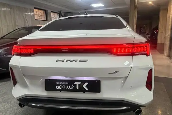 کی ام سی  J7