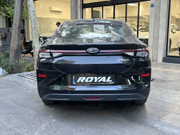 کی ام سی  eJ7