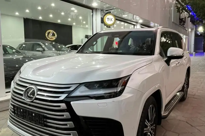 لکسوس،  LX