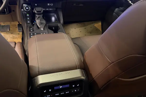 تویوتا، پرادو  چهار در