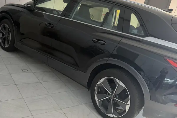 آئودی  Q5 e-tron
