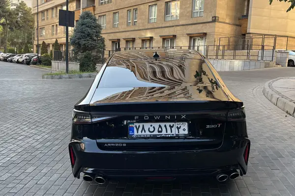 فونیکس  آریزو 8 (Z8)