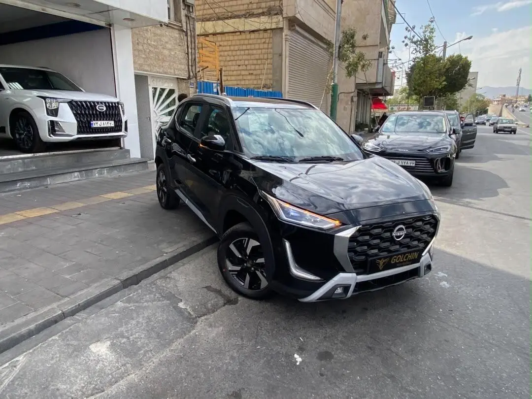 نیسان،  مگنایت