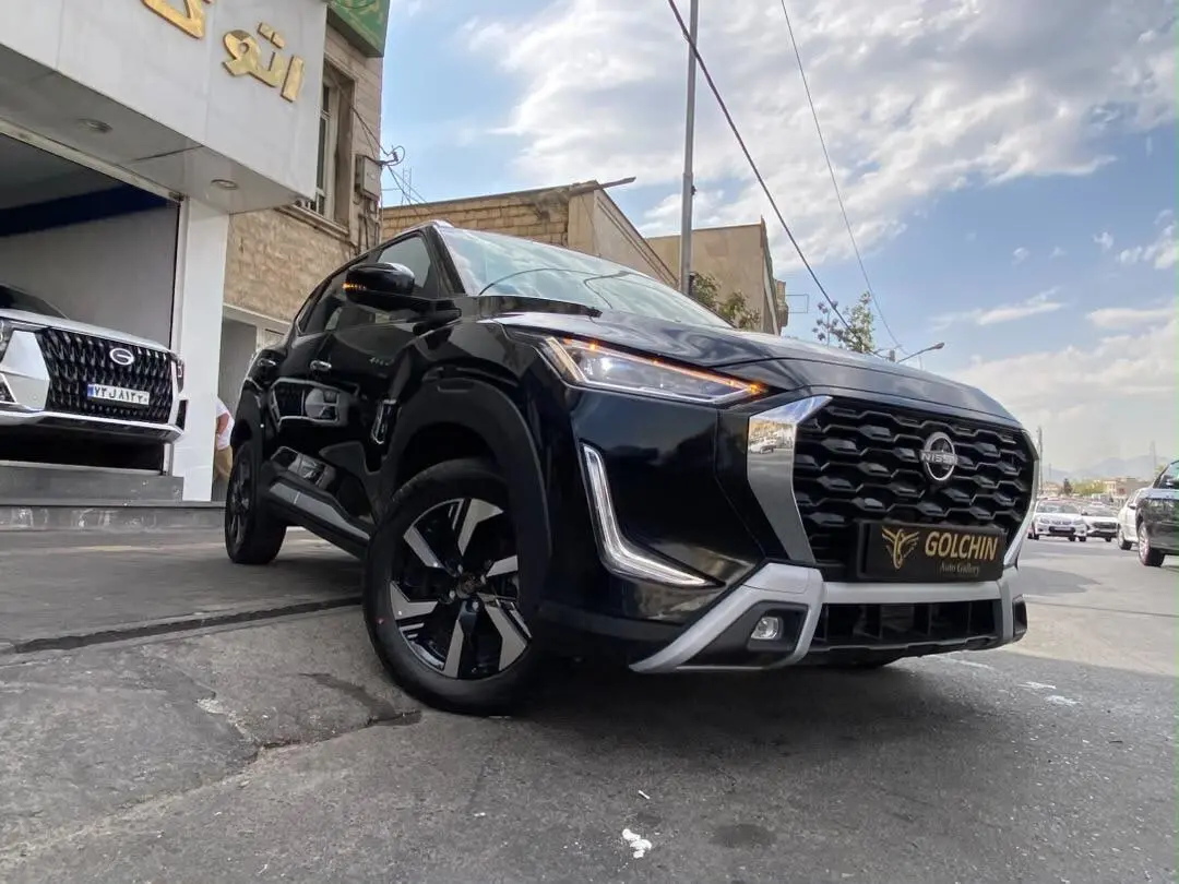 نیسان،  مگنایت