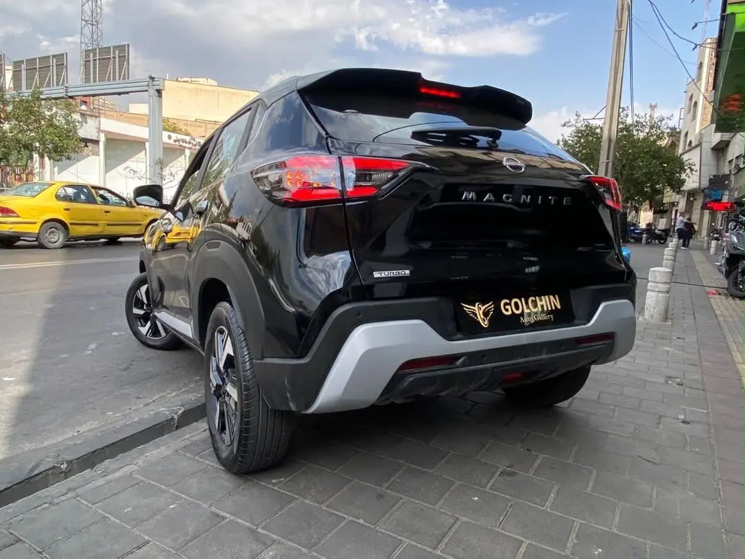 نیسان،  مگنایت