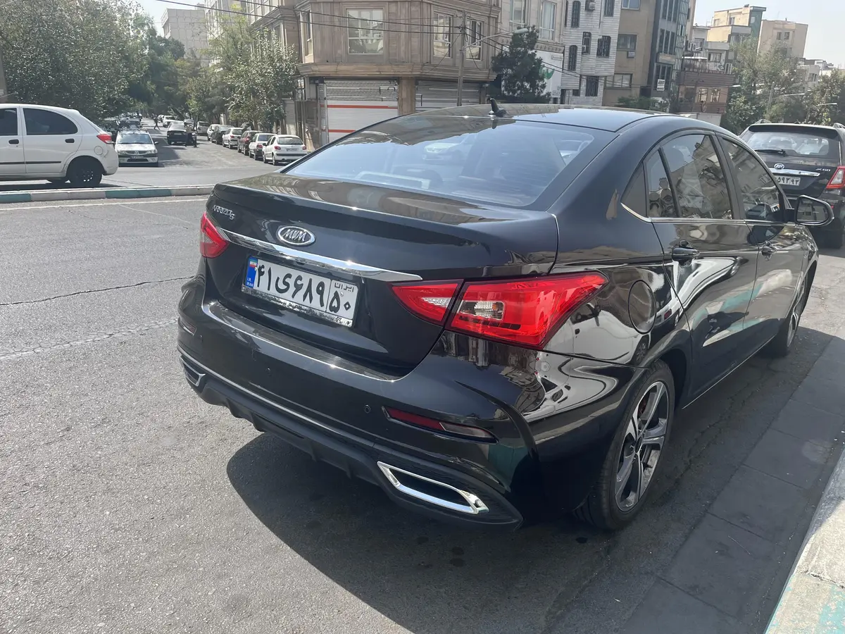 چری،  آریزو 5T اسپرت FL