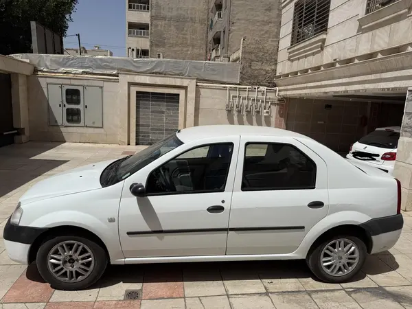 رنو، تندر 90