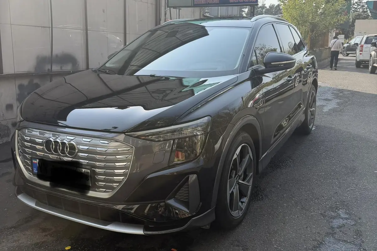 آئودی،  Q5 e-tron