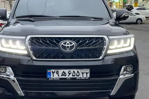 تویوتا، لندکروز چهار در