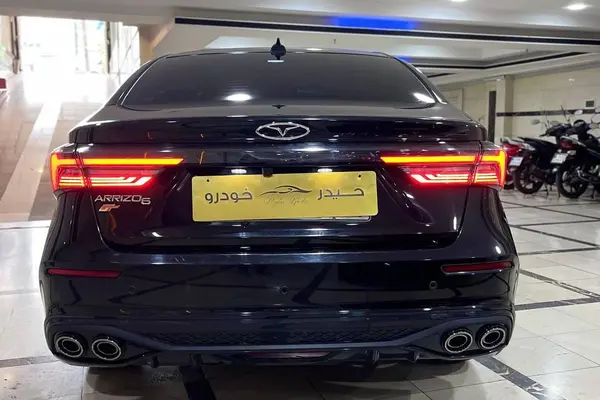 فونیکس، آریزو 6 جی تی (Z6 GT)